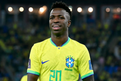 Seleção conquista primeira vitória com Ancelotti e carimba vaga na competição