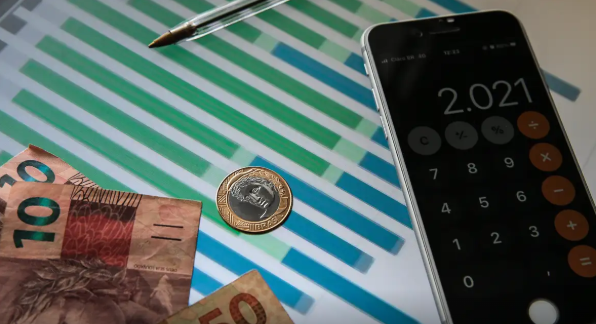 IPCA acumula taxas de 2,75% no ano e de 5,32% em 12 meses, diz IBGE