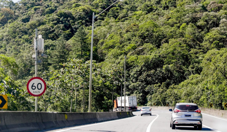Equipamentos também serão implantados na BR-101, Contorno de Florianópolis e na BR-376, no Paraná