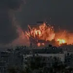 Operação foi feita antes do ataque aéreo israelense na madrugada desta sexta (13).