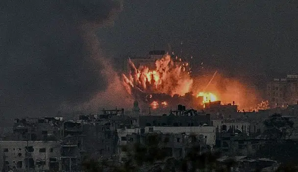Operação foi feita antes do ataque aéreo israelense na madrugada desta sexta (13).