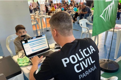 O Paraná é um dos estados mais adiantados do Brasil na emissão da Carteira de Identidade Nacional (CIN). O Estado emitiu desde 2023, através do Instituto de Identificação do Paraná (IIPR), 2 milhões de documentos que agora usam o número do CPF como registro geral nacional.