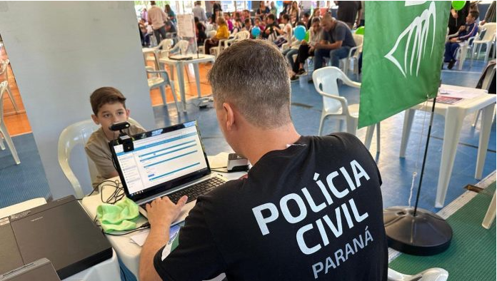 O Paraná é um dos estados mais adiantados do Brasil na emissão da Carteira de Identidade Nacional (CIN). O Estado emitiu desde 2023, através do Instituto de Identificação do Paraná (IIPR), 2 milhões de documentos que agora usam o número do CPF como registro geral nacional.