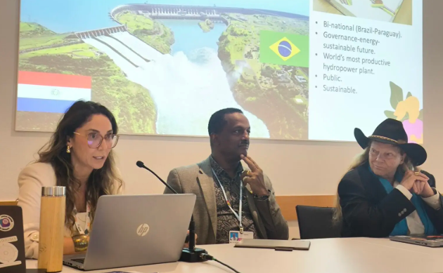 A Itaipu Binacional mostrou como conecta geração de energia, preservação ambiental e produção de alimentos em 434 municípios do Paraná e Mato Grosso do Sul. 🌾⚡ Projetos como as Cozinhas Solidárias Sustentáveis, o apoio a agricultores familiares e o uso de inteligência artificial no campo mostram que é possível promover justiça social e combater as mudanças climáticas ao mesmo tempo.
