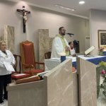 Entre os dias 23 e 27 de junho, a Comunidade Católica Nossa Senhora do Perpétuo Socorro, no bairro Costeira, em Paranaguá, realiza a tradicional festa em louvor à padroeira, com uma intensa programação religiosa e social que promete reunir fiéis e moradores da cidade em momentos de fé, união e confraternização. O ponto alto da programação será no dia 27 de junho, dia da festa.
