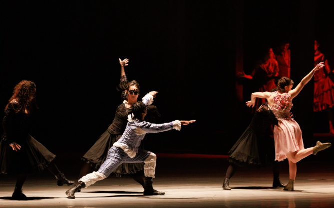 A montagem contemporânea do clássico de Sergei Prokofiev, inspirado na peça de William Shakespeare, marca também o estabelecimento do acordo de cooperação cultural inédito entre os governos do Paraná e de Minas Gerais.