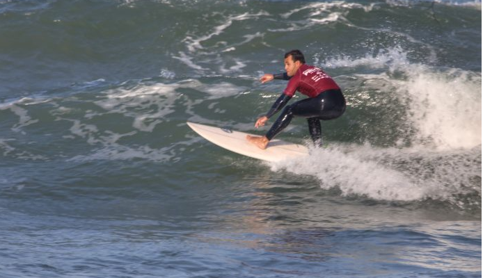 Para o secretário estadual do Esporte, Helio Wirbiski, o surf no litoral paranaense é um atrativo não apenas esportivo, mas também turístico. “A realização de campeonatos nessa época do ano é estratégica para impulsionar a economia local. Mesmo fora da alta temporada, o surf atrai visitantes, movimenta o comércio e reforça o potencial turístico do nosso Litoral”, afirma.