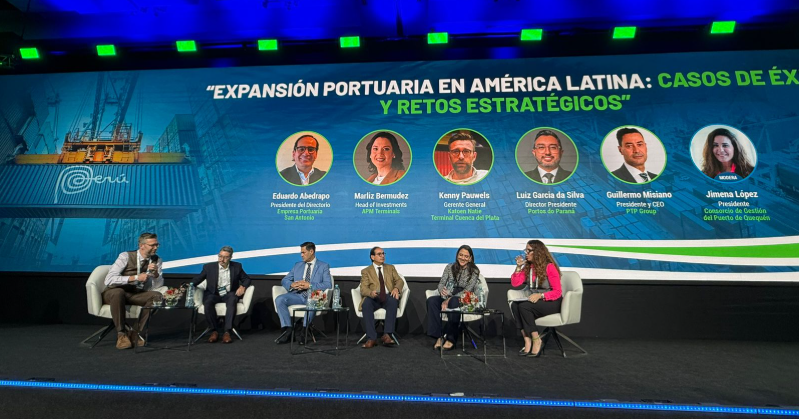 Empresa pública paranaense recebeu o “Oscar dos Portos” durante o congresso que reúne os principais hubs logísticos das américas.
