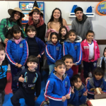 Para os estudantes da Unespar, foi uma experiência que vai além da sala de aula. “É uma forma de expressar a imaginação e fazer com que as crianças floresçam através da leitura”, disse a acadêmica Jossane Miranda.