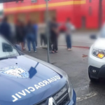 Adolescente é encontrada após sair de casa sem autorização em Paranaguá Ela foi encontrada em um ponto de ônibus próximo ao Corpo de Bombeiros no bairro Nilson Neves.