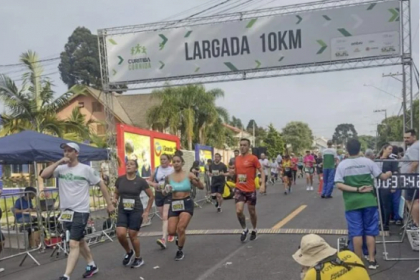 Os percursos são de 5 km e 10 km, abertos a participantes a partir dos 18 anos e também a pessoas com deficiência, em diversas categorias.