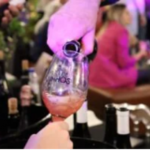 O restaurante Família Madalosso promove a II Feira de Vinhos Madalosso, um evento exclusivo para enófilos e entusiastas da bebida.