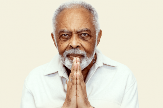 Desde o show de abertura da turnê, que ocorreu em Salvador (BA) no mês de março, Gilberto Gil tem convidado diversas personalidades da música nacional para cantar alguns de seus sucessos e clássicos da MPB.