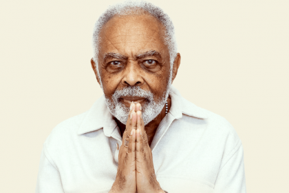Desde o show de abertura da turnê, que ocorreu em Salvador (BA) no mês de março, Gilberto Gil tem convidado diversas personalidades da música nacional para cantar alguns de seus sucessos e clássicos da MPB.