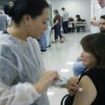 Ao todo, 51,11% da população entre crianças, idosos e gestantes se imunizou no Estado, ficando atrás apenas do Piauí que possui 53,87% de cobertura nos grupos. A cobertura em todo o Brasil é de 43,63%.