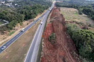 A duplicação do Contorno Norte de Curitiba, na PR-418, marca também a primeira grande obra do novo programa de concessões rodoviárias do Paraná.