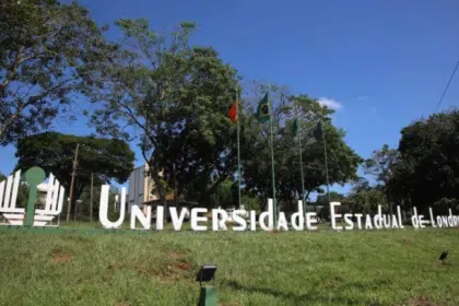 A primeira etapa de inscrições foi destinada aos candidatos que concorrem pela reserva de vagas, em conformidade com a legislação que estabelece as cotas.