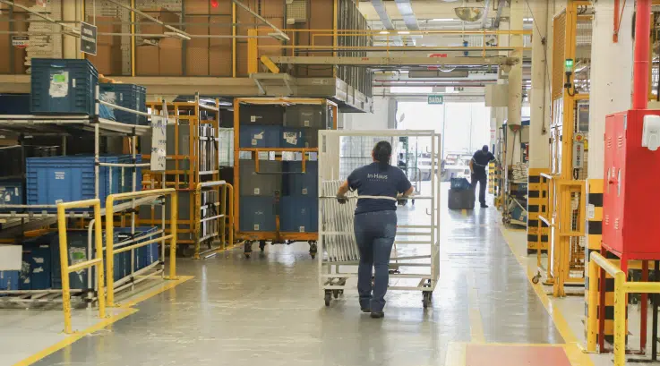 O levantamento, feito pela Coordenaçãodo Trabalho e Emprego (COTE) da Secretaria de Estado do Trabalho, Qualificação e Renda, confirmao bom momento do mercado de trabalho paranaense, impulsionado por políticas de intermediação eficiente e apoio à qualificação.