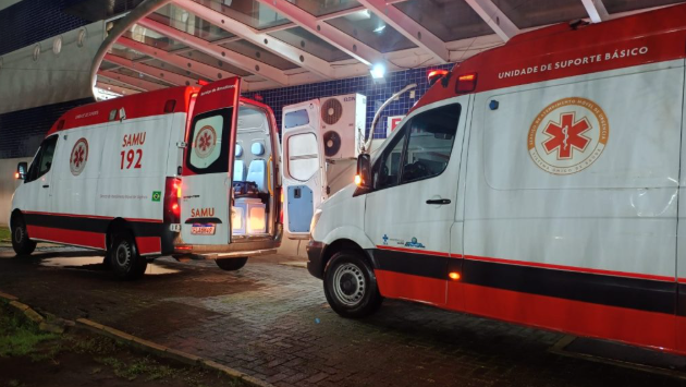De acordo com a Polícia Militar, a equipe foi acionada pelo COPOM para dar apoio a uma ambulância do SAMU que já atendia a ocorrência.