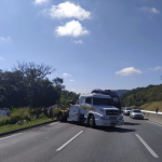 No período da manhã, o acidente chegou a causar uma lentidão de cinco quilômetros no trecho da via federal.