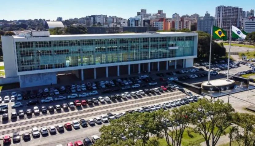 As vagas abrangem os cargos de Agente Profissional e Agente de Execução e estão distribuídas em 27 funções diferentes. 