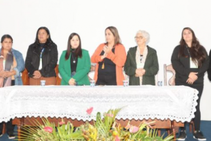 O encontro contou com a presença de cerca de 70 pessoas, entre autoridades, representantes da sociedade civil, entidades de assistência social e usuários dos serviços.
