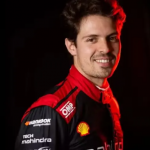 O ponto de partida é quase sempre o mesmo: o kart. É nele que os pilotos aprendem os fundamentos da pilotagem: como traçar curvas, defender posições, lidar com disputas roda a roda e, sobretudo, desenvolver o raciocínio rápido que o esporte exige.