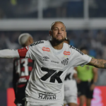 No retorno do Peixe após a parada do Mundial de Clubes, coube ao camisa 10 balançar as redes e, de quebra, ainda acabar com uma invencibilidade de cinco jogos do líder do campeonato.