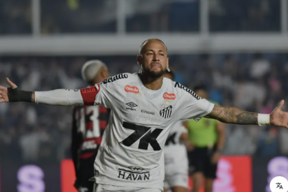 No retorno do Peixe após a parada do Mundial de Clubes, coube ao camisa 10 balançar as redes e, de quebra, ainda acabar com uma invencibilidade de cinco jogos do líder do campeonato.