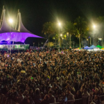No último fim de semana de festividade, o ponto alto foi no sábado (19), quando a dupla sertaneja Thaeme e Thiago subiu ao palco principal e arrastou uma multidão.