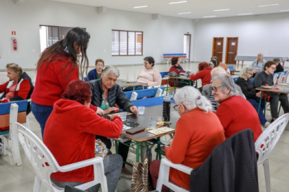 Entre os principais riscos estão as doenças cardiovasculares, como infarto, acidente vascular cerebral e dores ou desconforto no peito (angina).