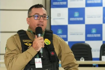 O policial chegou a ser socorrido e encaminhado ao Hospital Regional de Francisco Beltrão, mas não resistiu aos ferimentos.