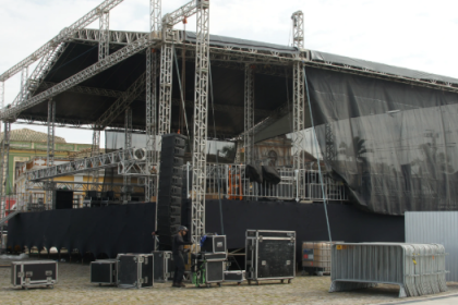 O projeto promove desta vez uma formação com foco na montagem de grandes eventos, abordando os bastidores técnicos e operacionais que garantem a realização de experiências de sucesso na cidade.