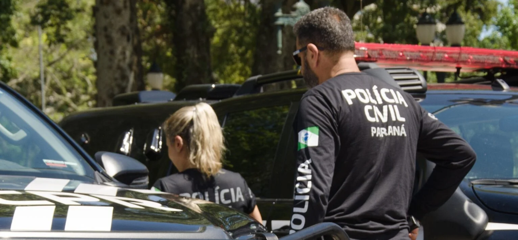 As ações, que ocorreram em Mandaguari, Cascavel e em cidades da Região Metropolitana de Curitiba, resultaram na captura de quatro homens.