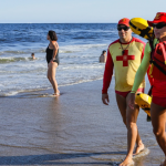 No Brasil, 16 pessoas morrem afogadas por dia, segundo a Sociedade Brasileira de Salvamento Aquático (Sobrasa)
