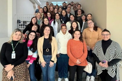 Esta etapa, capacitou 80 profissionais da 4ª Regional de Saúde de Irati, que atuarão como multiplicadores da metodologia em seus territórios.