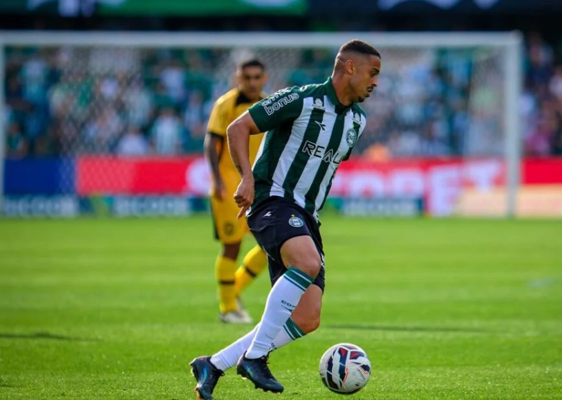 O Coxa apenas empatou em 1 a 1 com o Amazonas, equipe que luta na zona de rebaixamento, em um jogo frustrante no Estádio Couto Pereira.
