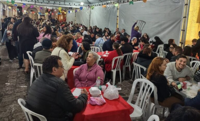 “Há 21 anos, essa Festa Julina Árabe é motivo de muita alegria para nossa comunidade. É gratificante ver como ela se firmou no calendário da cidade.