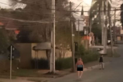 Segundo testemunhas, o homem corria descontroladamente pela via, gritando e agredindo pessoas que passavam pelo local.
