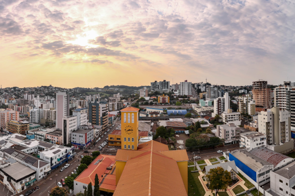 O levantamento, que vai traçar o perfil socioeconômico detalhado dos paranaenses, chegou a 93% da meta de entrevistas com a população, com novas abordagens sendo realizadas em 81 municípios ao longo desta semana.