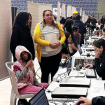 Foram 4.678 atendimentos só no primeiro dia, entre emissão de documentos, encaminhamento para vagas de empregos, serviços de saúde, turismo, defensoria pública e assistência social.