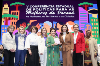 Em conjunto com o Conselho Estadual dos Direitos da Mulher (CEDM), o evento segue nesta quarta-feira (30) e encerra na quinta-feira (31). 