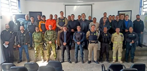 O encontro teve como objetivo discutir acerca dos crimes locais, interestaduais e transnacionais comuns nos dois estados.