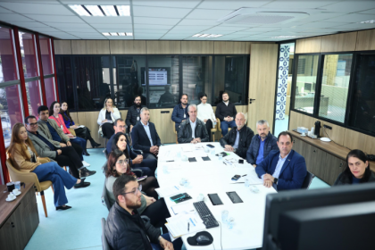 A iniciativa busca modernizar o equipamento público que já existe, situado em frente ao local onde será construído o Centre Pompidou Paraná.