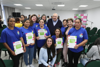 O objetivo do projeto, cuja 1ª edição foi finalizada em maio deste ano, é promover a autoestima e a qualidade laboral de mulheres que atuam na reciclagem.