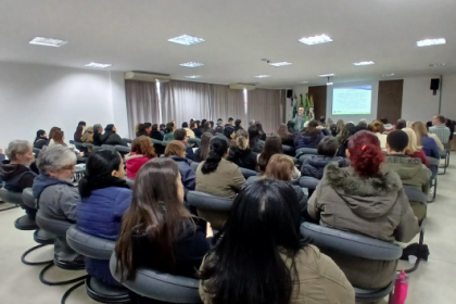 Evento é voltado para profissionais de saúde e gestores da 1.ª Regional de Saúde.