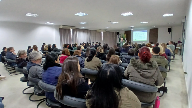 Evento é voltado para profissionais de saúde e gestores da 1.ª Regional de Saúde.