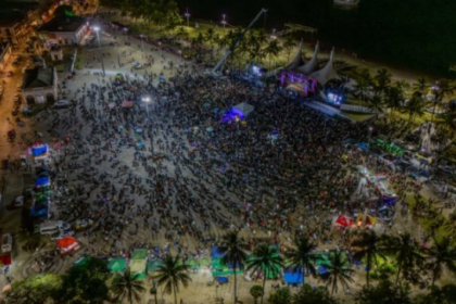 Serão disponibilizadas 50 vagas, conforme determinação da Secretaria Municipal de Turismo, somente para ambulantes com licença vigente. O cadastramento será realizado por ordem de chegada.