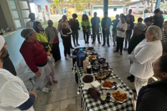 O projeto é idealizado pela Portos do Paraná e executado pelo Instituto Juçara de Agroecologia, Cia Ambiental e Consórcio Itiberê.