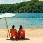 Além do clássico Litoral do Paraná, o estado esconde belíssimas praias de água doce com águas cristalinas.